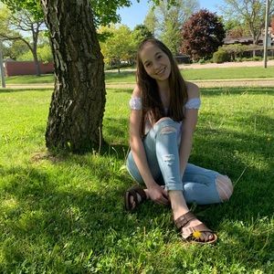 Meet your Posher, Hailley